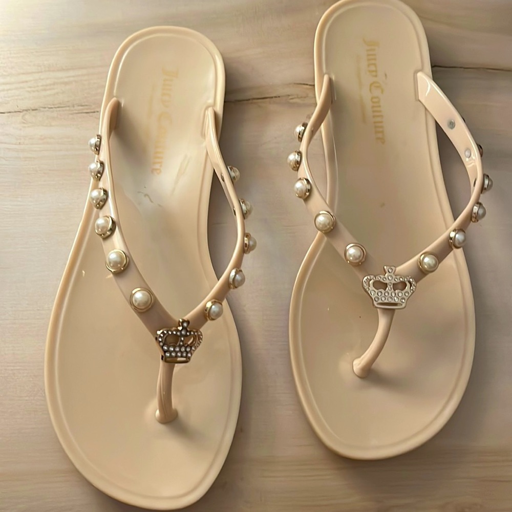 Juicy Couture nude jelly sandals w/ crown and pearl trim